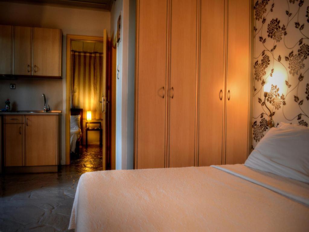 Irene'S Villas Andros Island Room photo